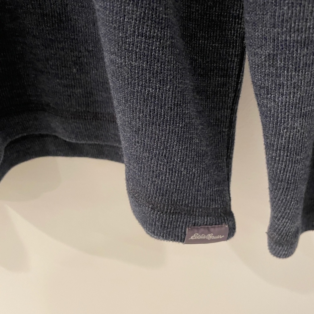 Eddie Bauer Men's 1/4 Zip Pullover - Picture 4 of 7